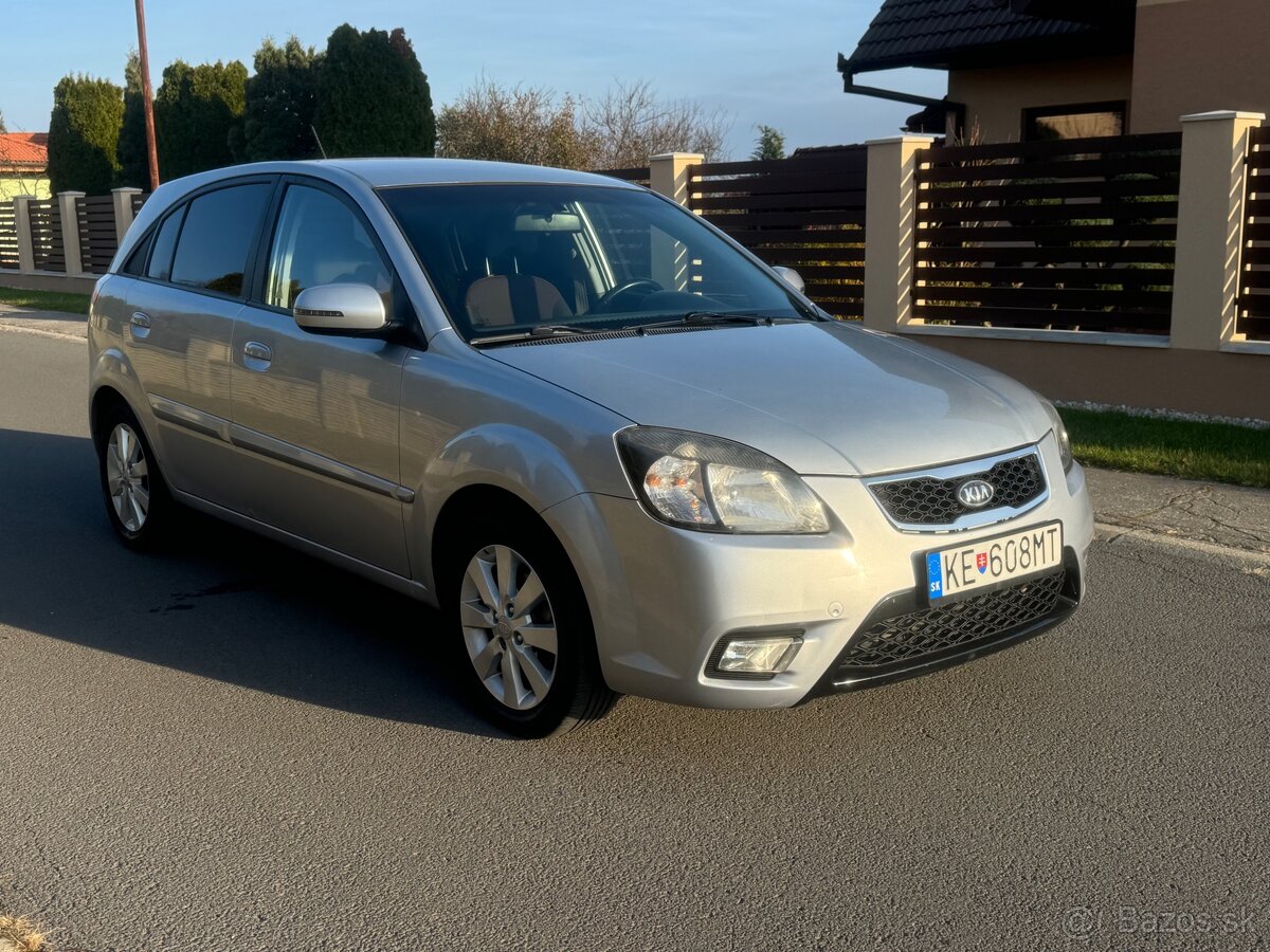 Kia Rio Sporty Edition 1.4 benzin 2011