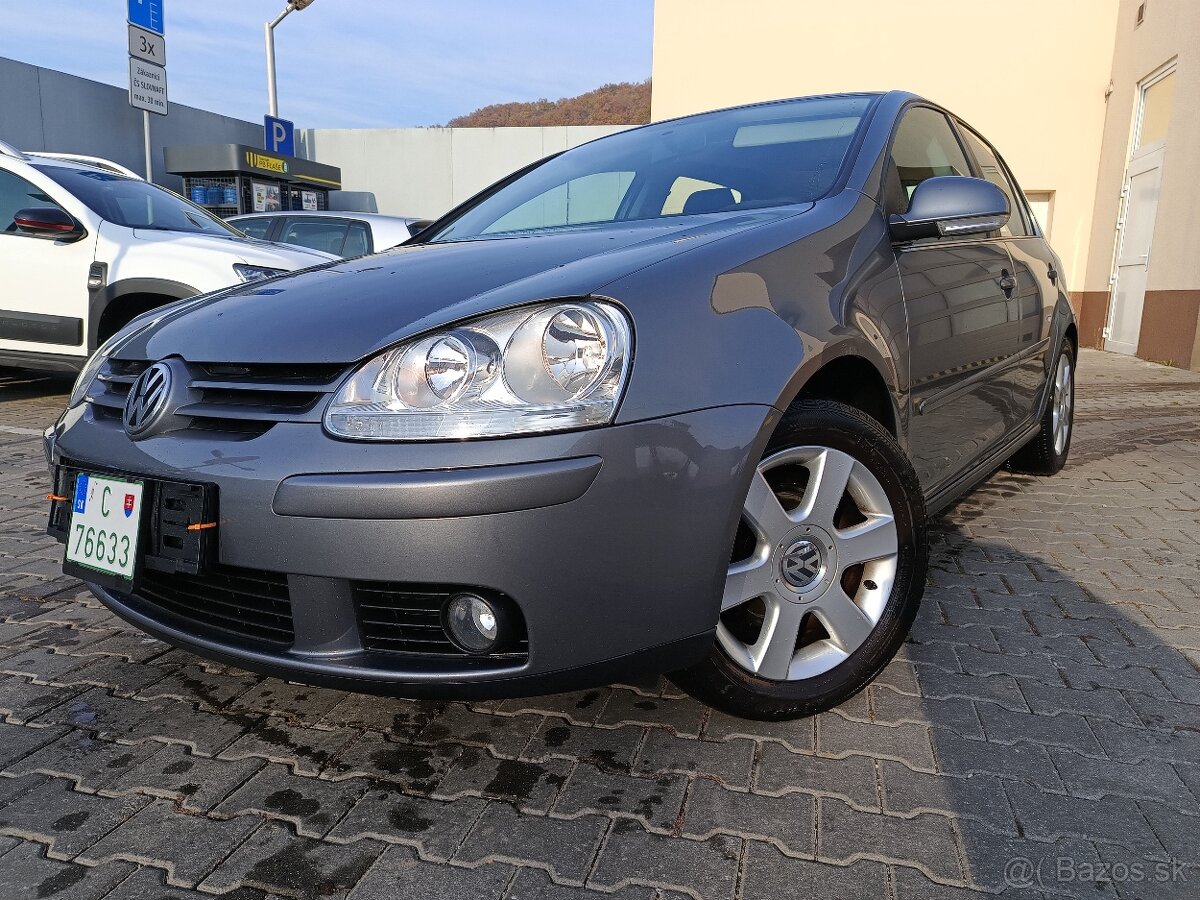 Vw golf 5 benzín 150 tisíc km 2007