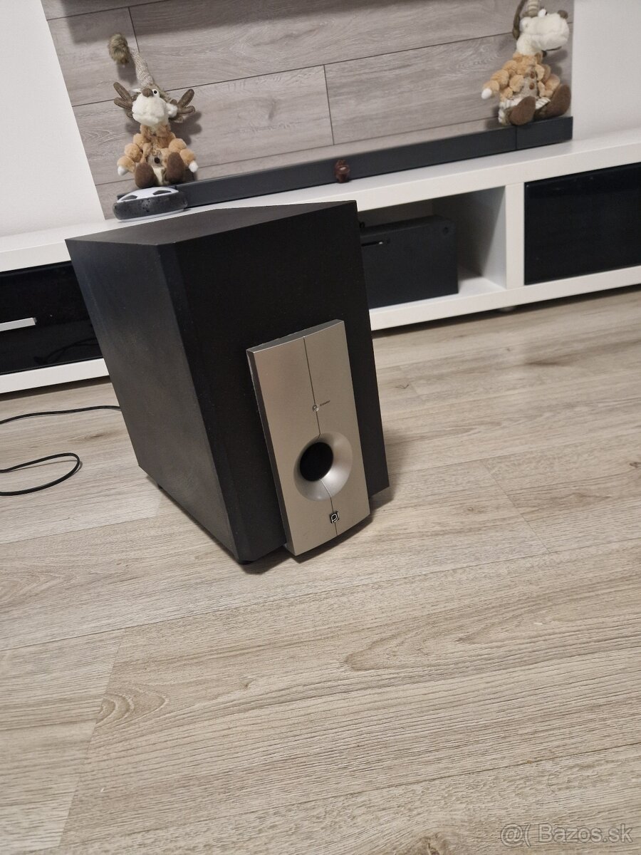 Aktívny subwoofer