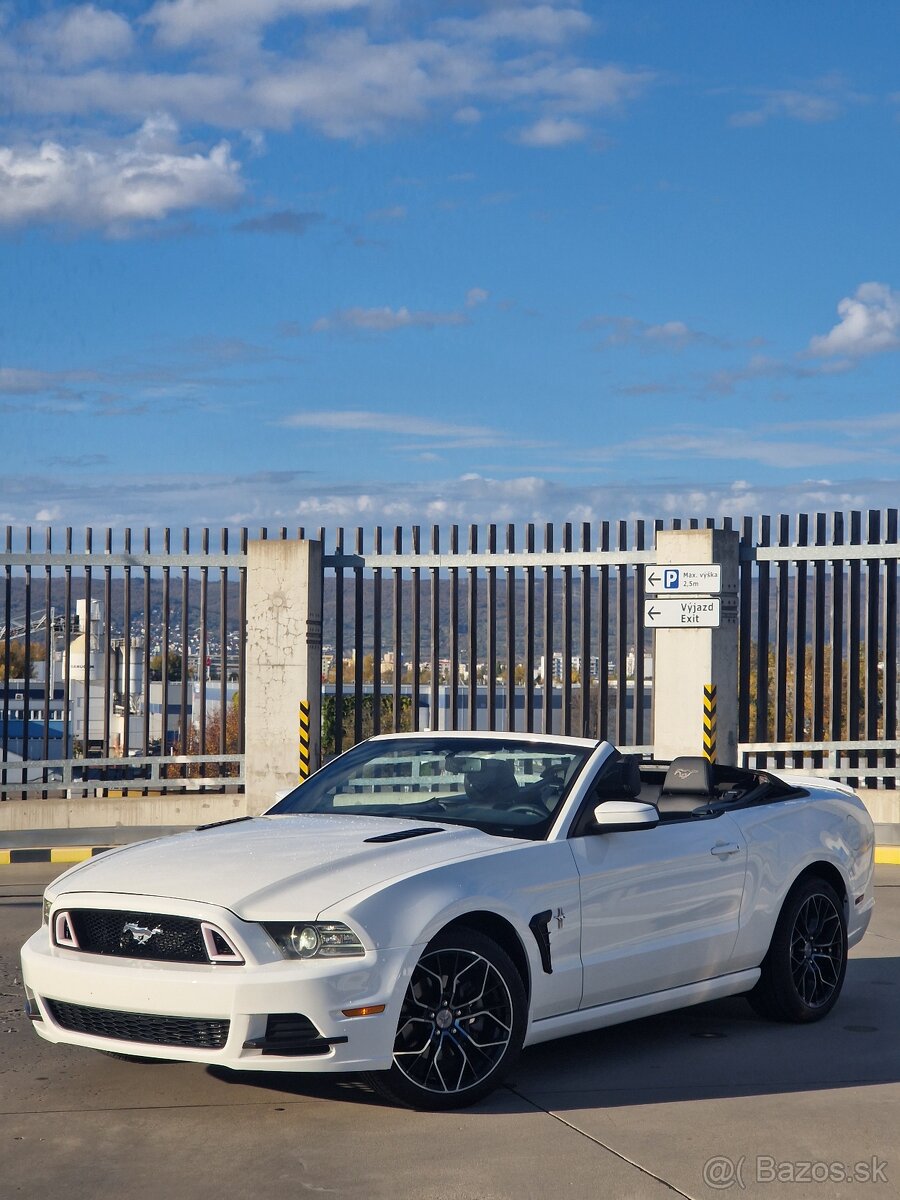 Ford Mustang Cabrio/ Chevrolet Camaro prenájom, svadba