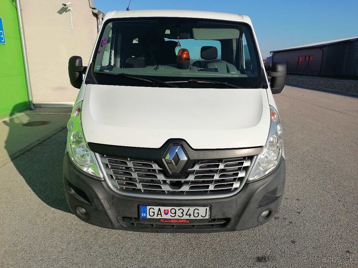 Odtahovka Renault Master