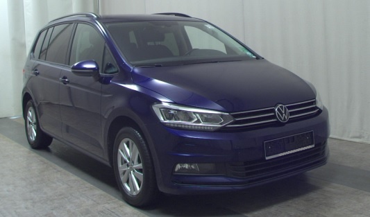 VW Touran 2.0 TDI, DSG 7-Automat, 2020, Navi, LED, Alcantara