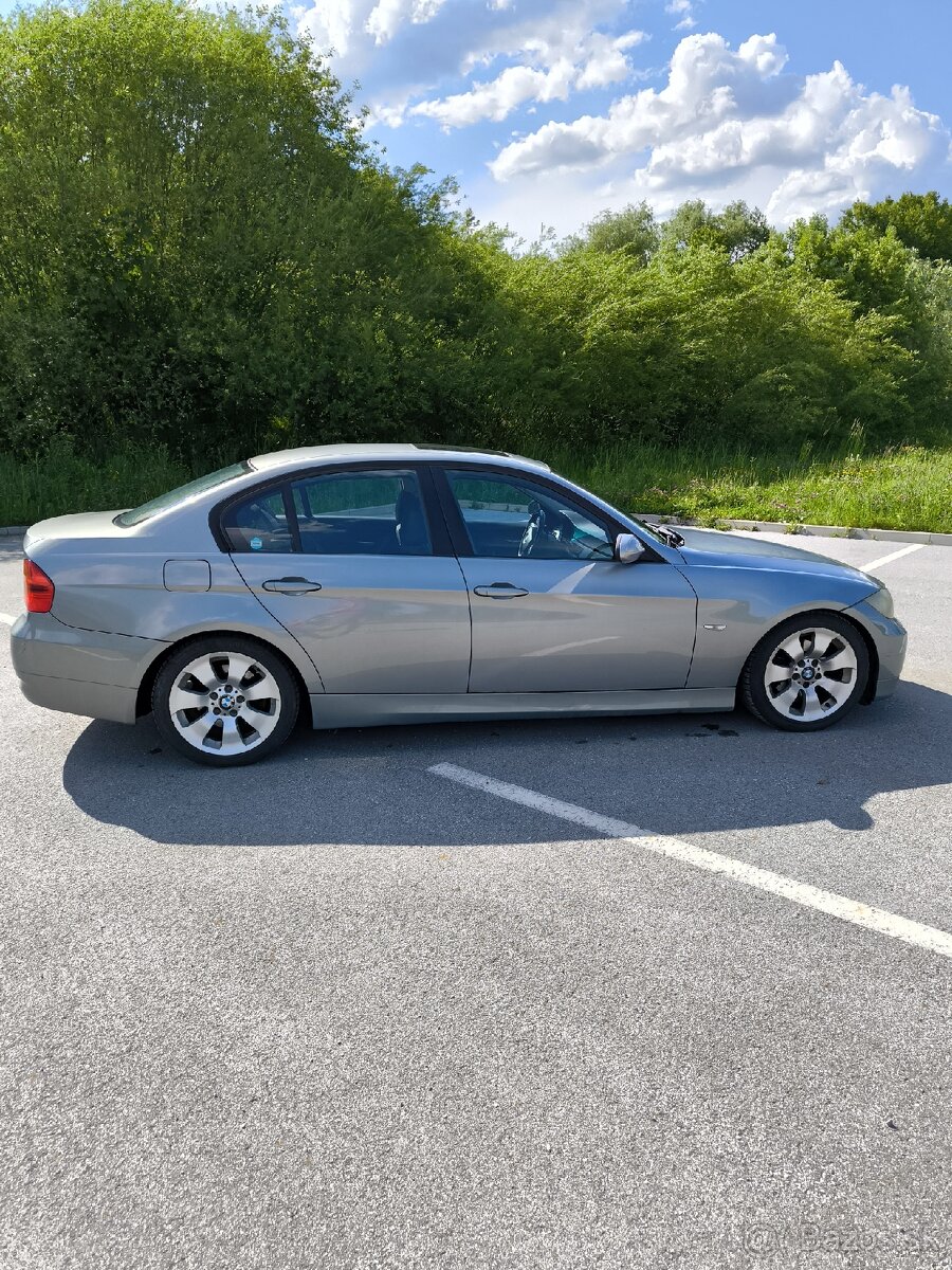 Predám BMW E90 320D (diesel), nové zimné pneu, nová STK