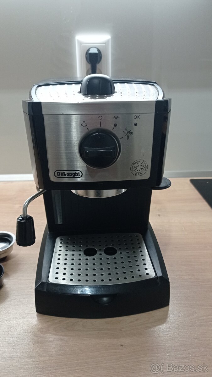 Kávovar DeLonghi