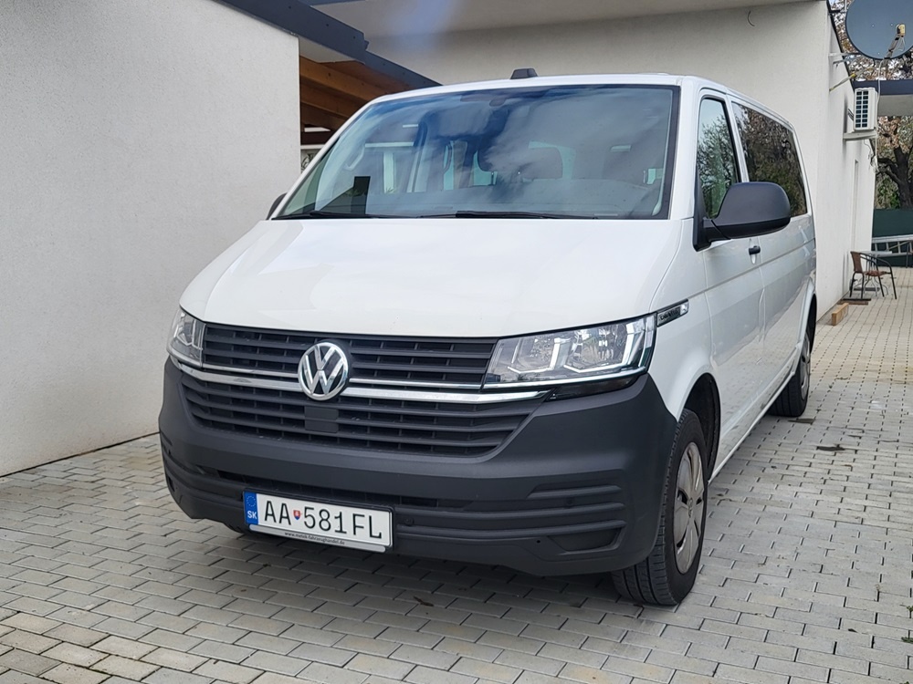 Predám vw caravelle T6.1    2,0 TDI 110kW