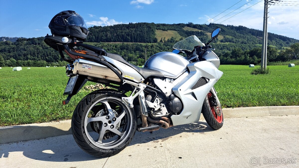 Honda VFR 800 na predaj