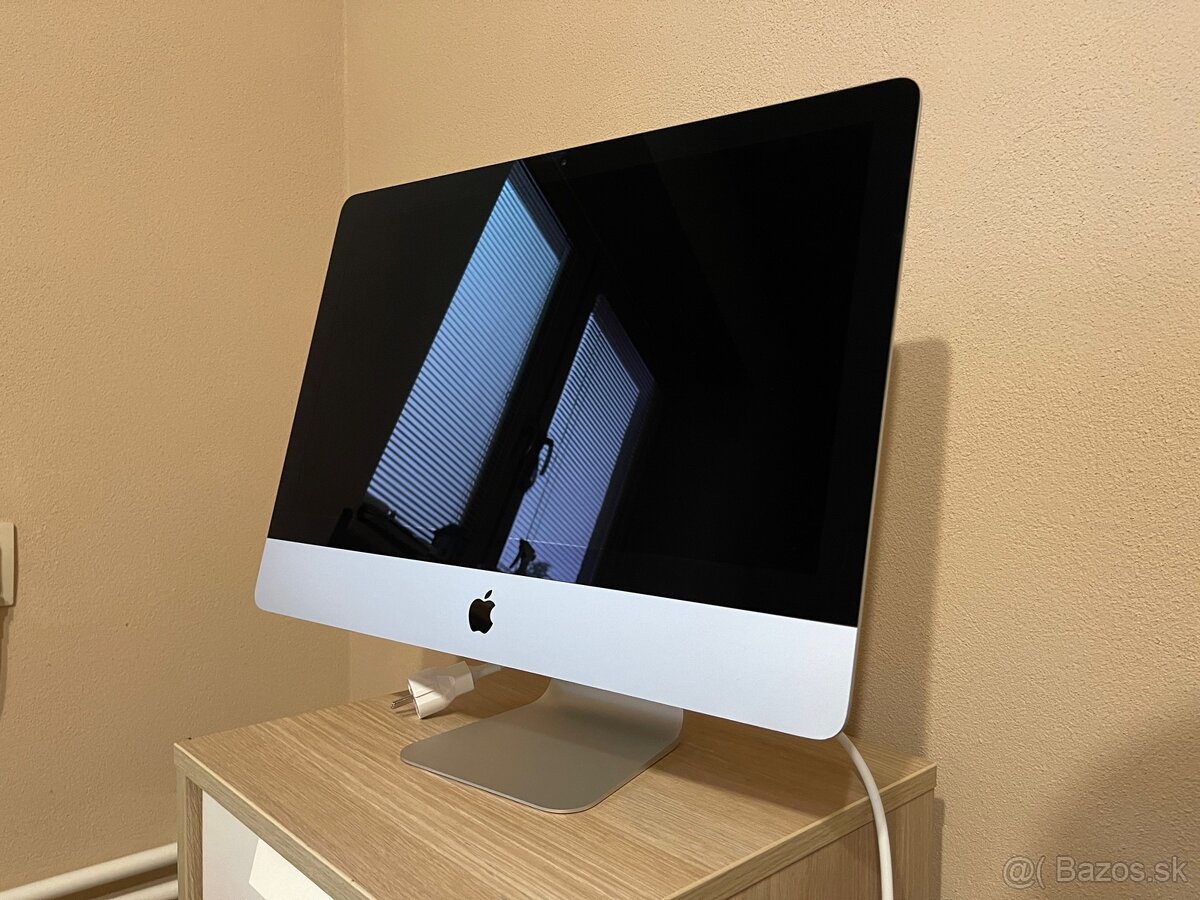 Apple iMac 21.5" Late 2014