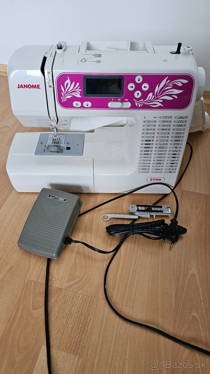 Janome 3700