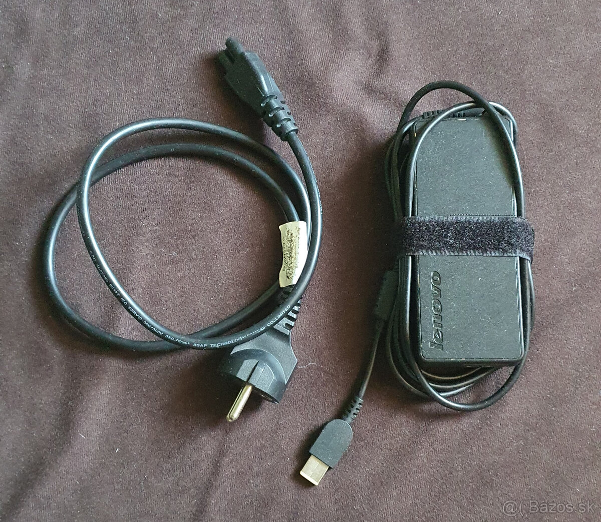 Lenovo 90W adaptér