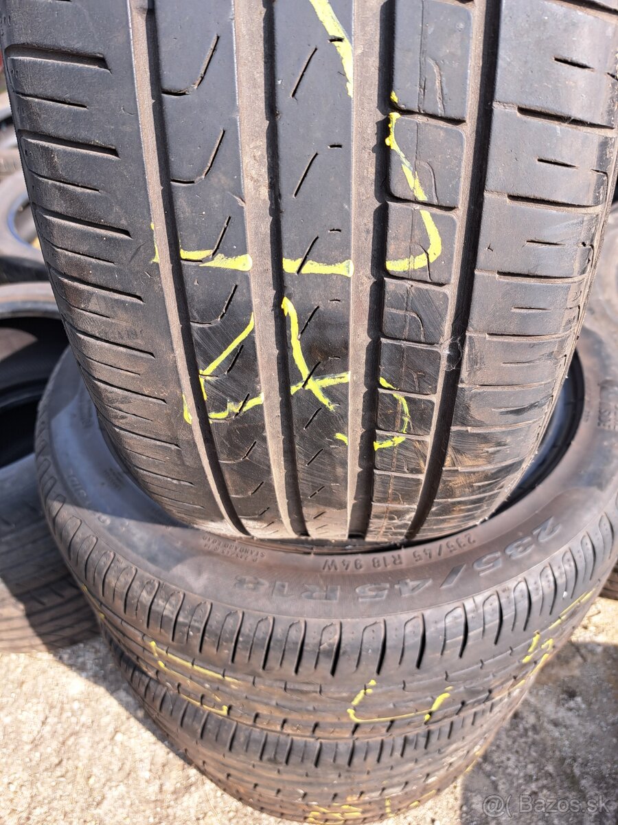 Predám letné Pirelli 235/45/R18