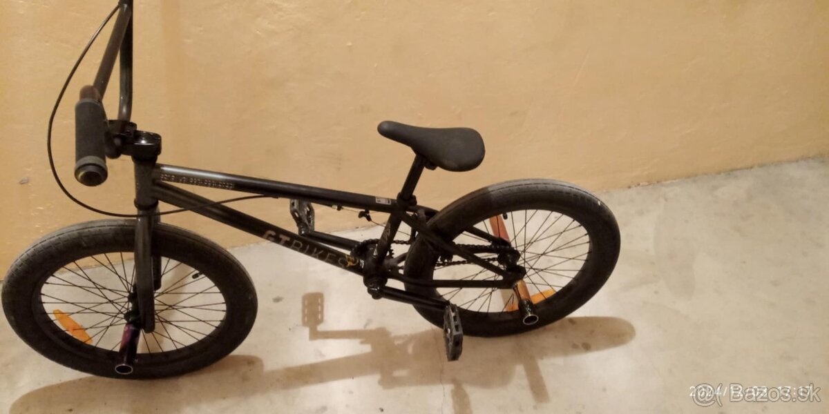 Bmx  bicykel