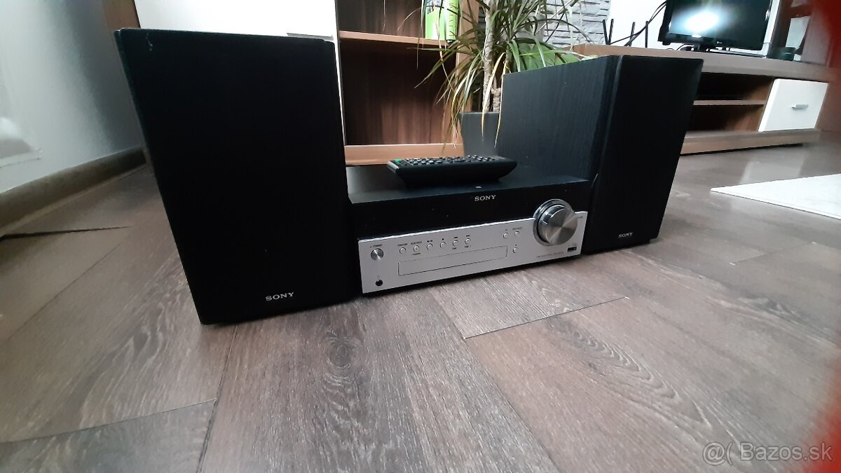 Predám kvalitný a plne funkčný Sony Sound System