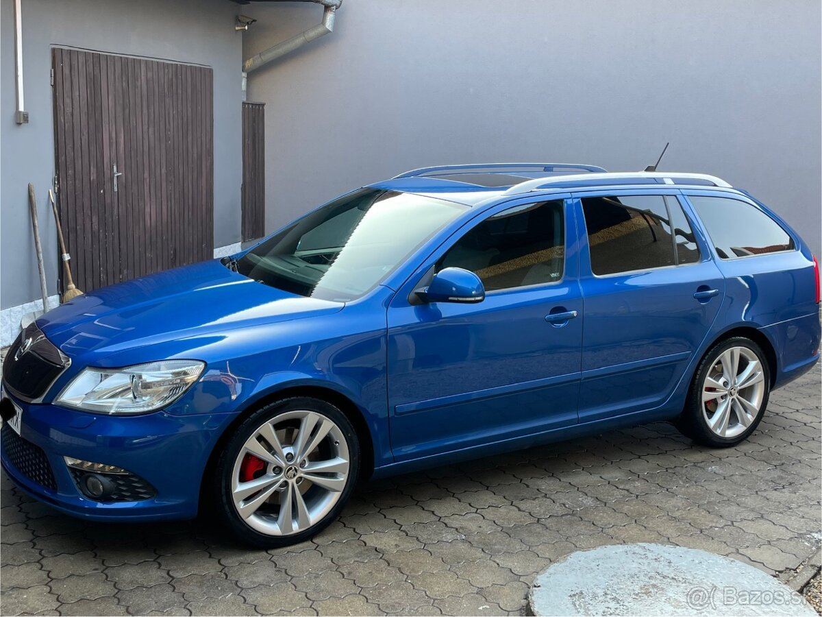 ŠKODA OCTAVIA 2 RS DSG 2,0 tdi 125 kw Race Blue WEBASTO