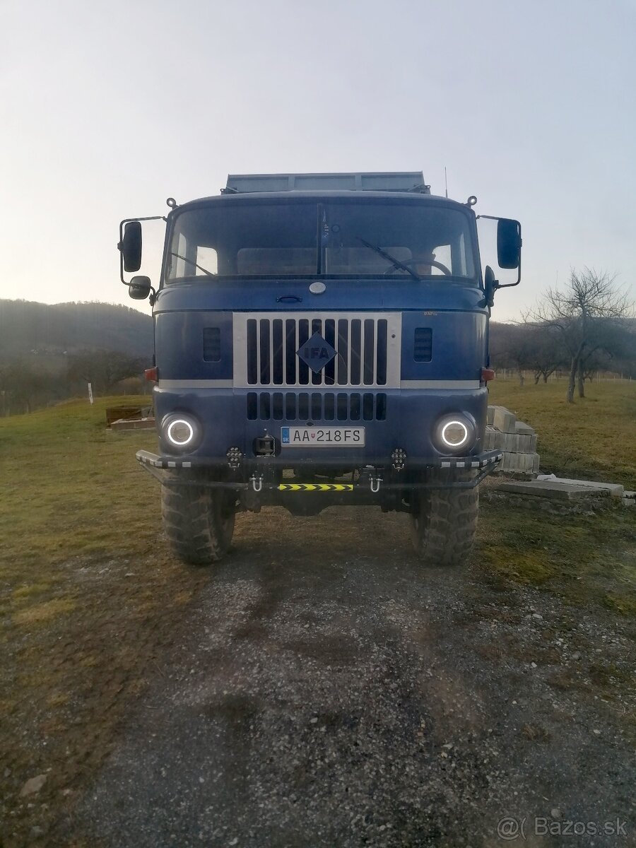 IFA 4x4 Agro 3 Stranný sklápač s TP a ŠPZ