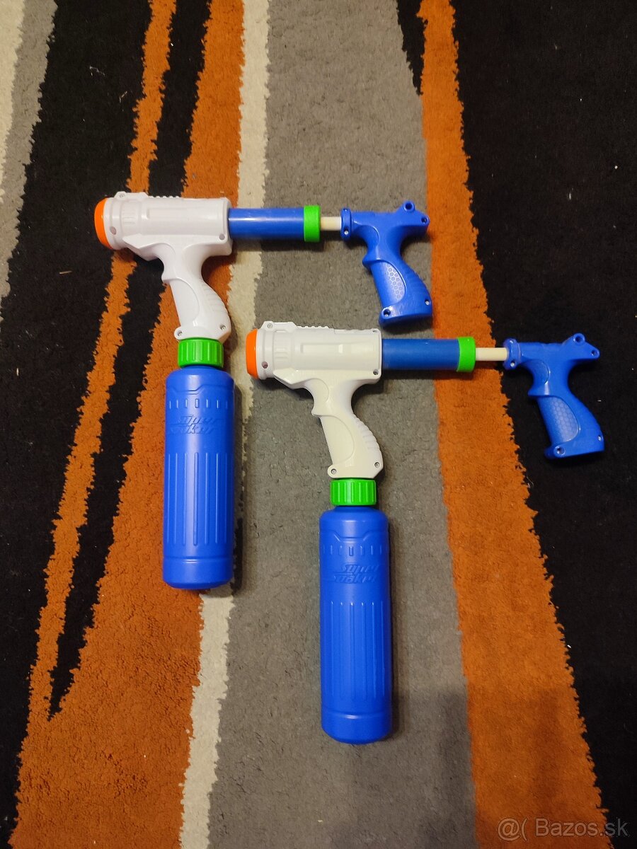 Nerf super soaker