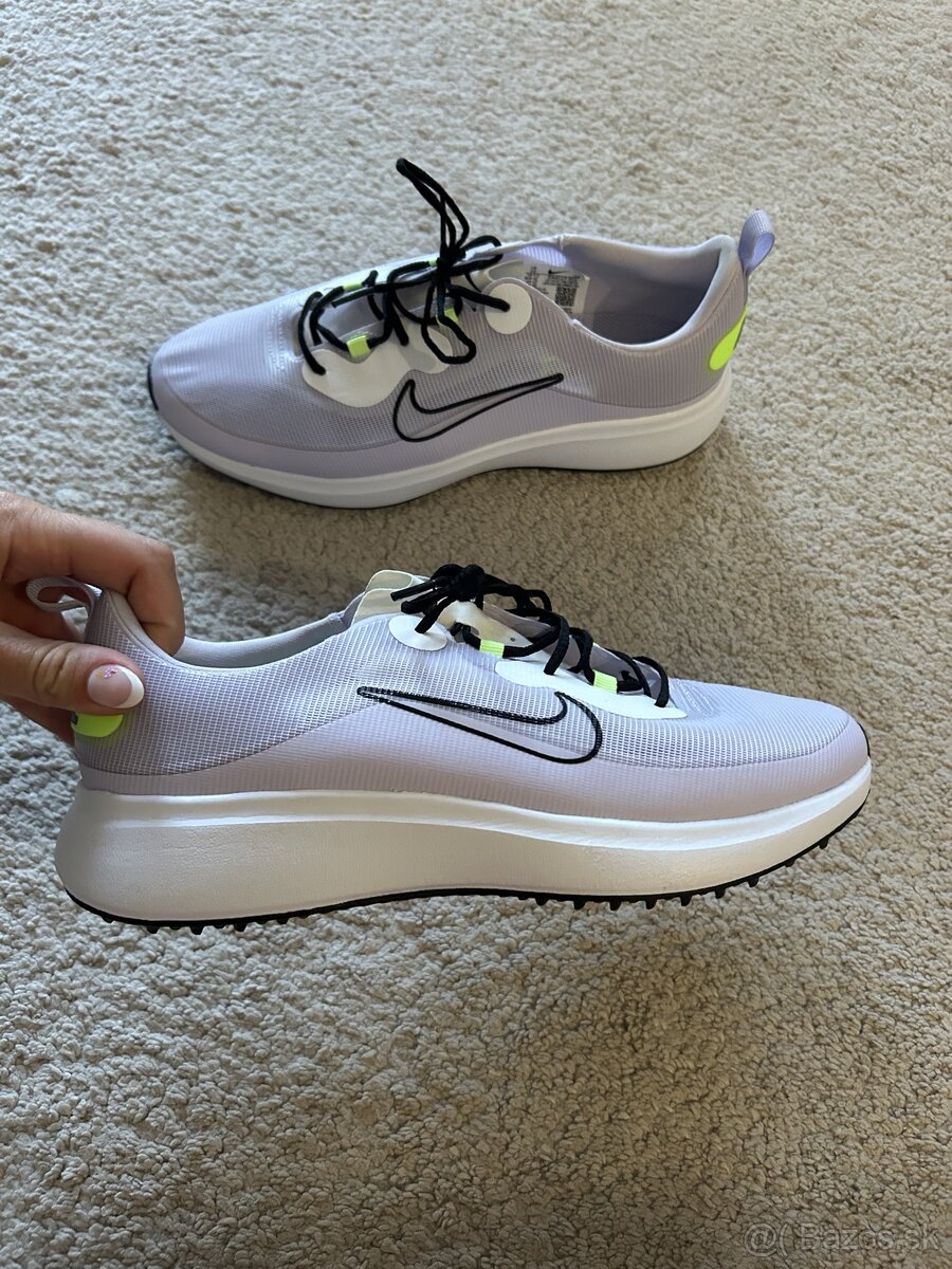 Tenisky na golf Nike 42