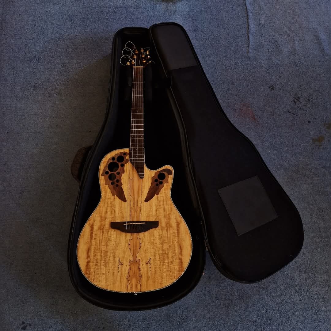 Gitara Ovation CE44P-SM + Púzdro