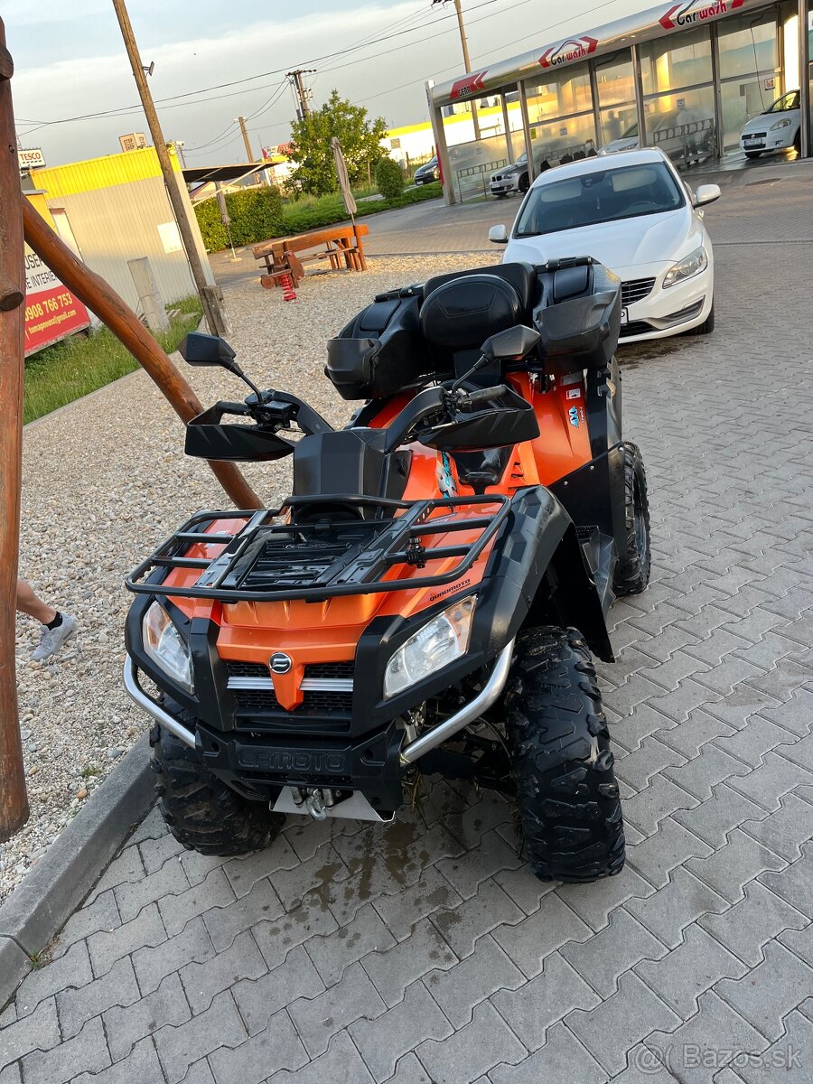 Cf moto gladiator x8