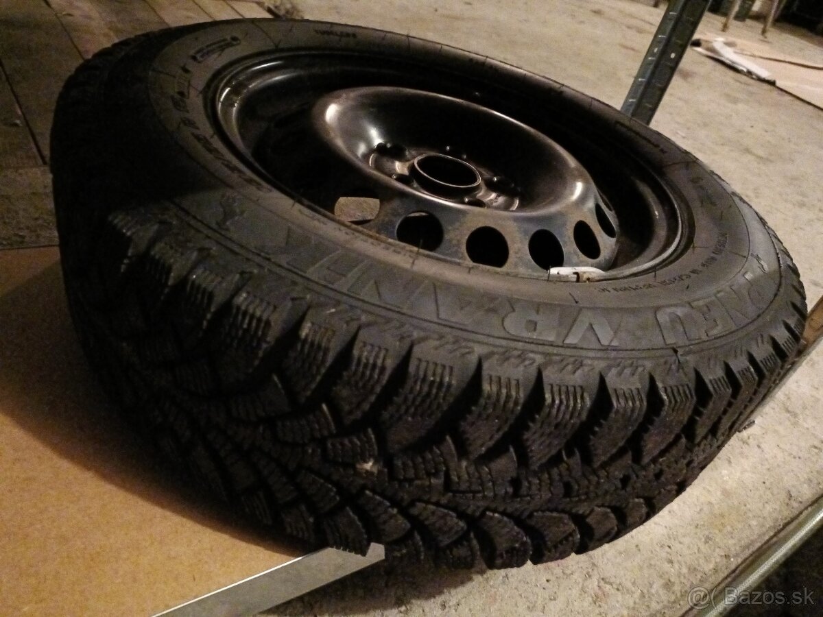 zimne gumy Vranik 195/65 r15 xl