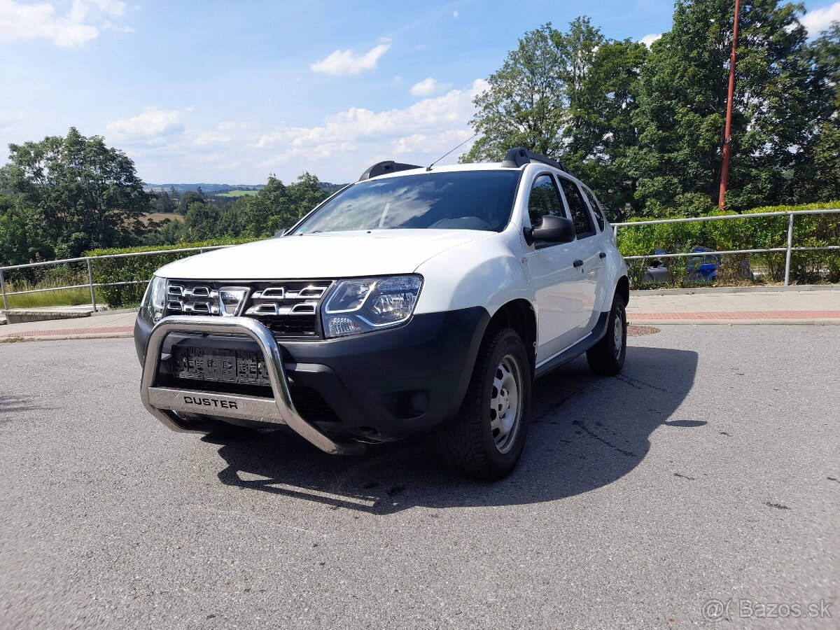 DACIA DUSTER 1.6i 77KW,ROK 2014,PO SERVISU,ZIMNÍ PNEU