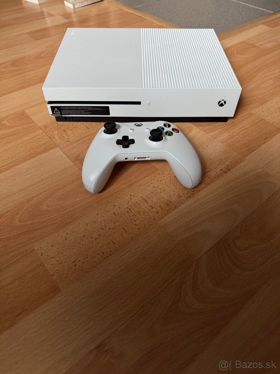 Xbox ONE S