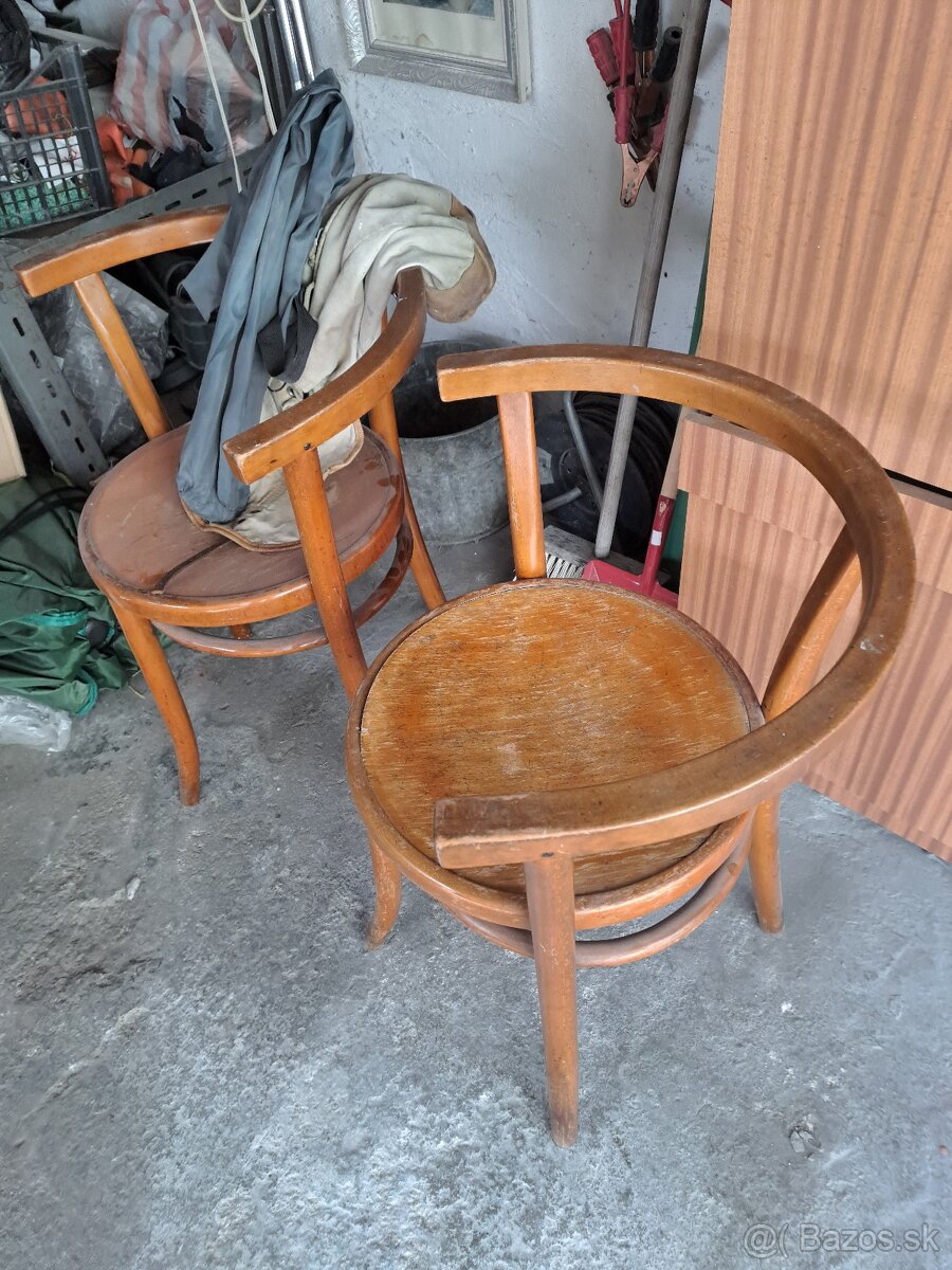 Starožitné stoličky THONET