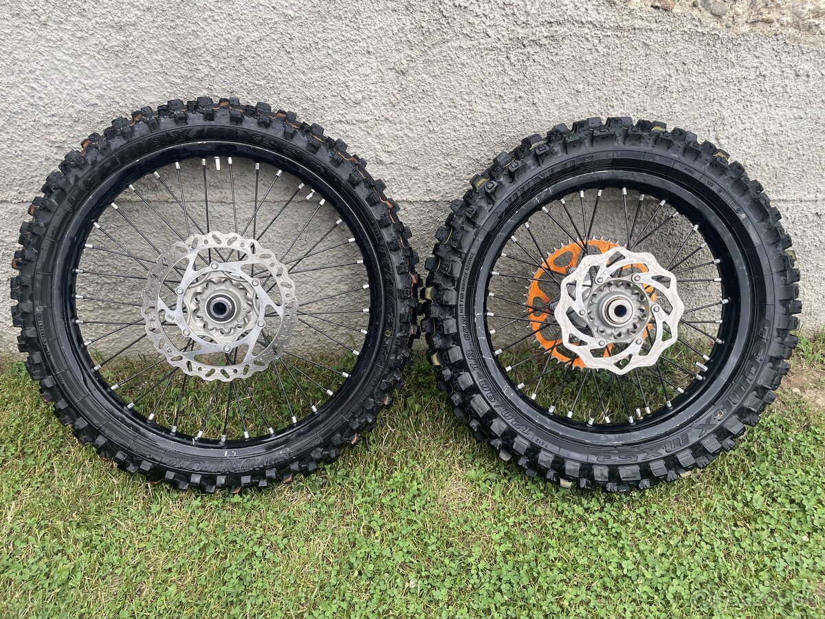 Enduro kolesa KTM, Dunlop gumy