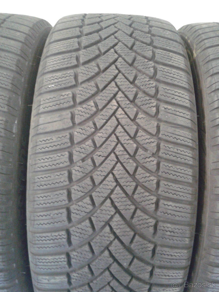 4ks zimne 235/45 R18 98V BRIDGESTONE BLIZZAK LM005