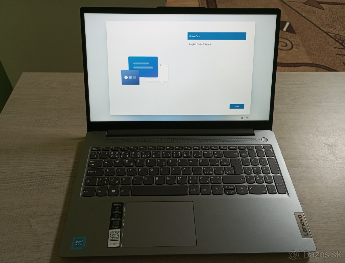 Lenovo IdeaPad Slim 3 15IAN8