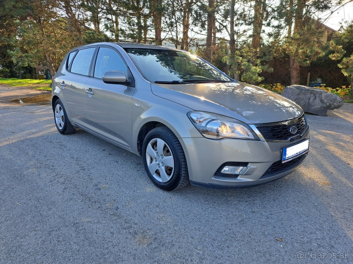 KIA CEED 1.4i benzin