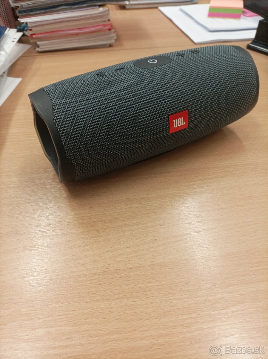 JBL charge