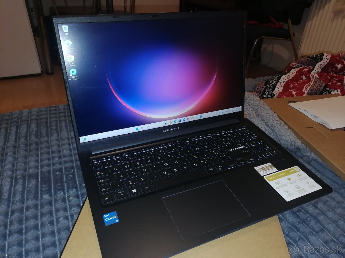 ASUS Vivobook X1504ZA