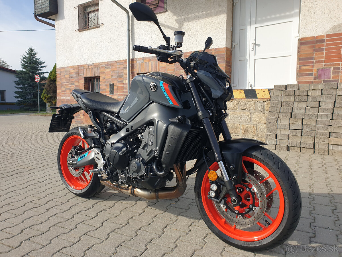 Prodám Yamaha MT-09 , r. v. 2021, ABS, ČR, 1936km