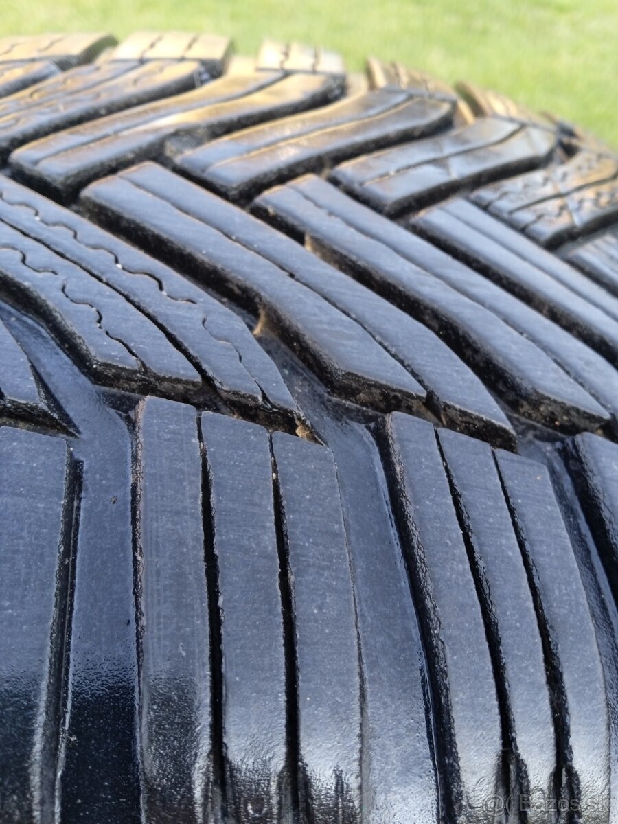 215/60 r16 zimné pneu.6 mm DOT.3721