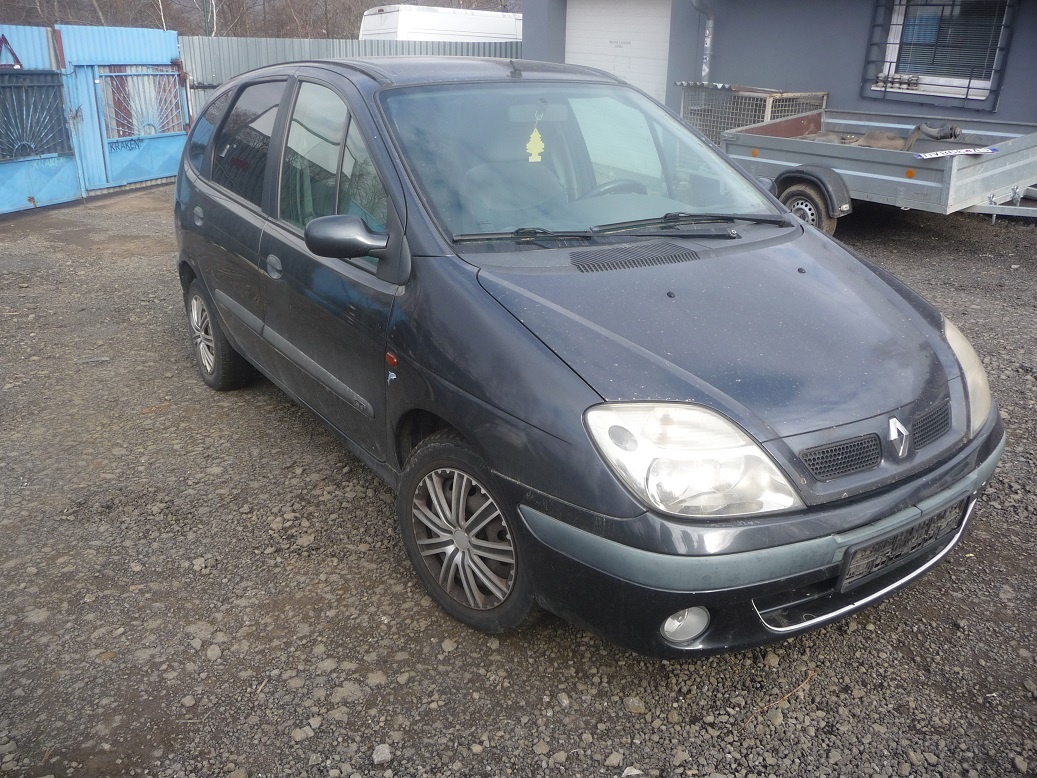 Renault Scenic...................nahradne diely