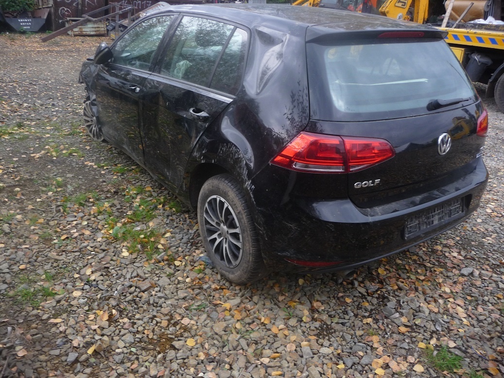 Volkswagen . Golf 7...............nahradne diely