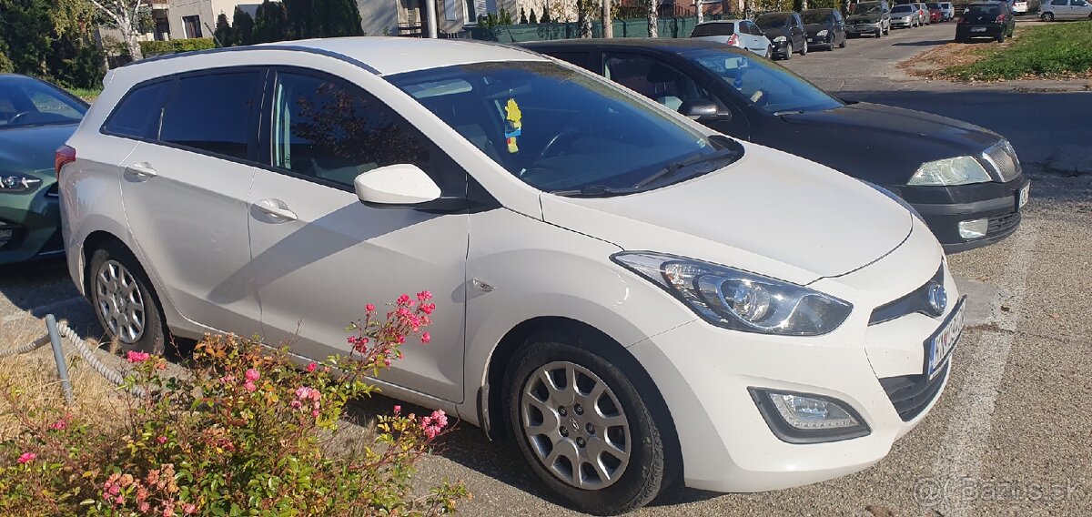 Hyundai i 30cw 1.6 crdi 81 kw