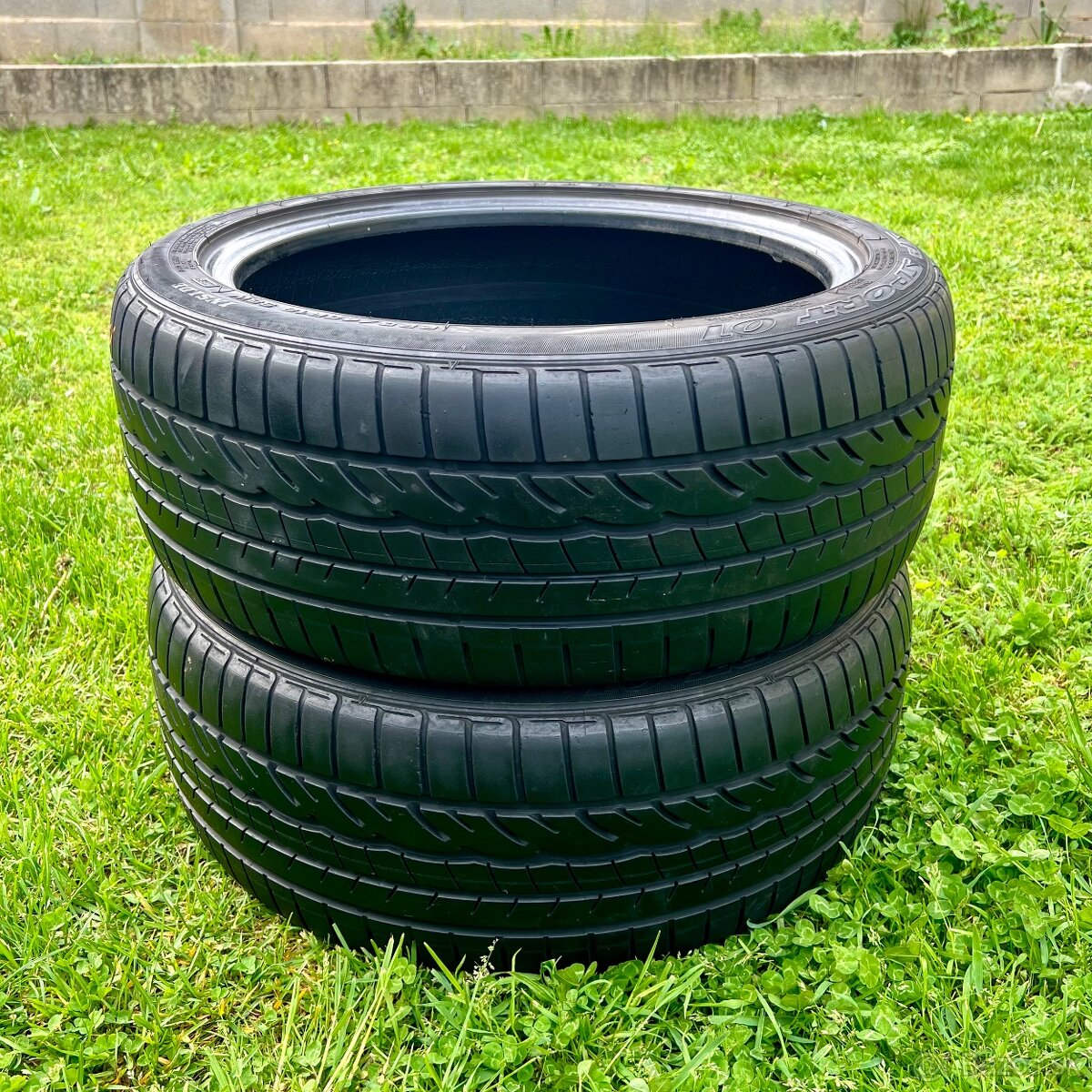 225/45 r18 letné DUNLOP 95W