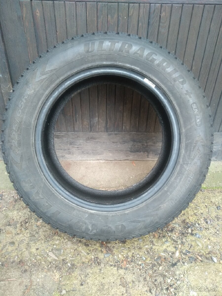 Zimné Goodyear Ultragrip 225/65 R17