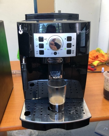 DELONGHI magnifica