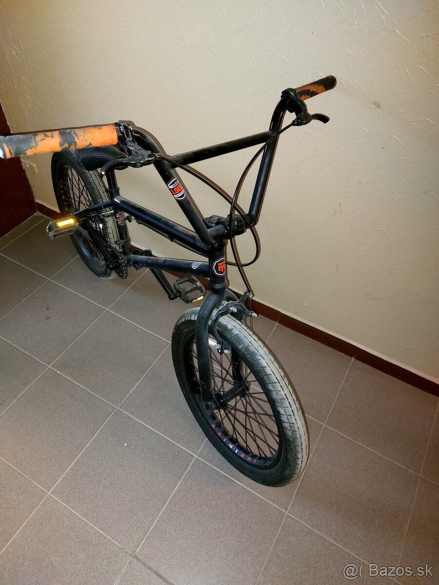 Bicykel.BMX Legion L20 mongoose