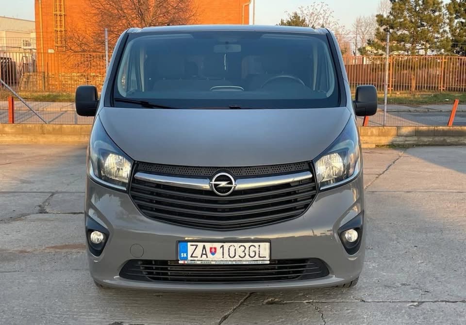 Opel Vivaro 1,6 CDTi, L2H1, 9 Miestne