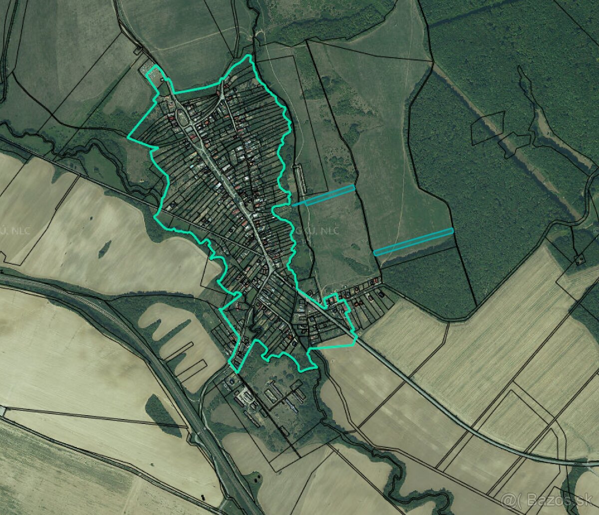 Predám 10 200 m² ornej pôdy v obci Slanské Nové Mesto