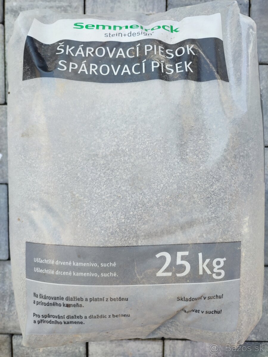 Semmelrock Škárovací piesok antracit 25 kg vrecko