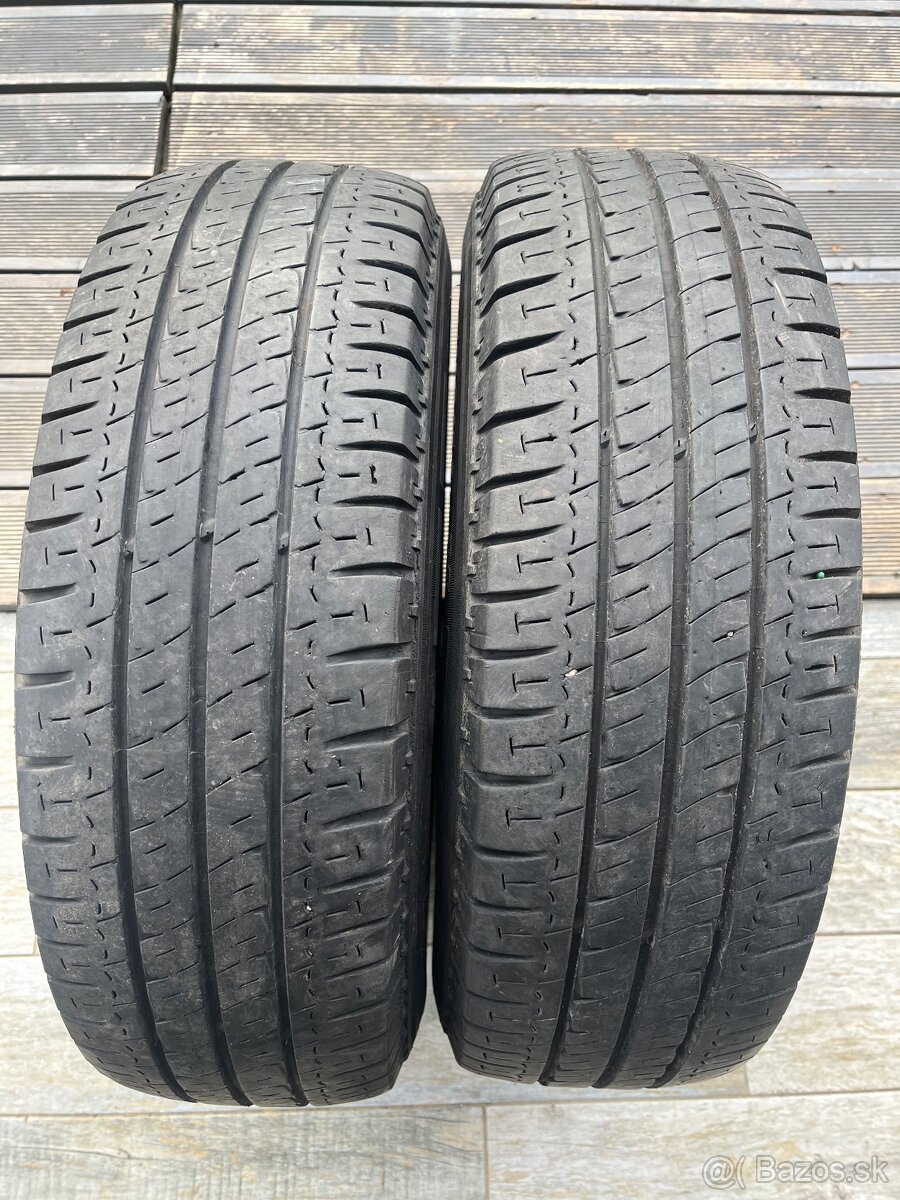 ))( Michelin letne pneu 215/70 R15C