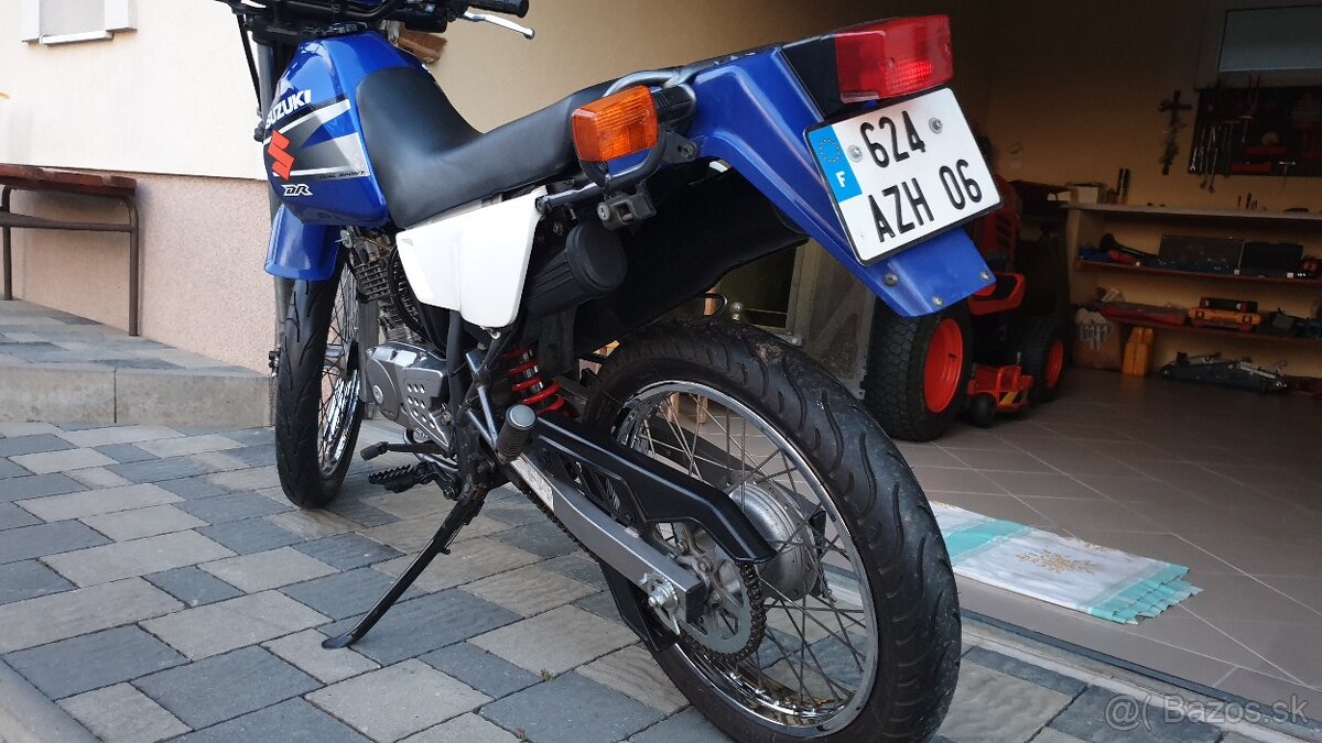 Suzuki 125 DRSE top stav