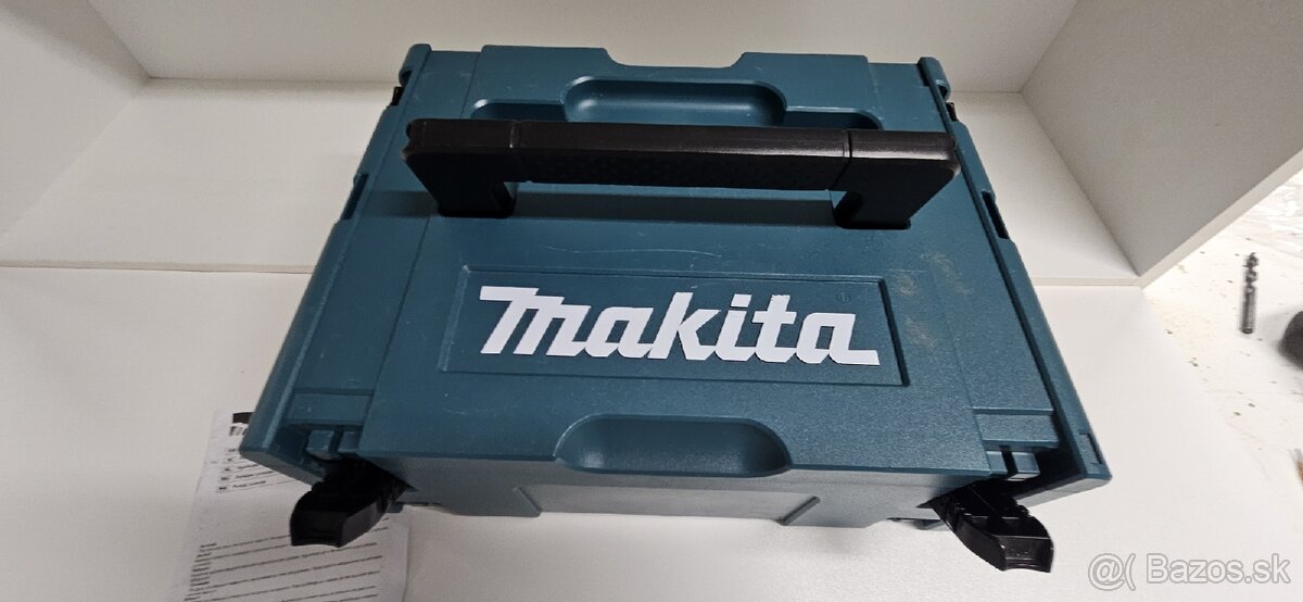 Makita