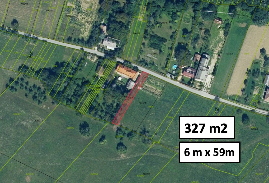 Prašník - 327 m2 STAVEBNÝ POZEMOK pre dom / chatku