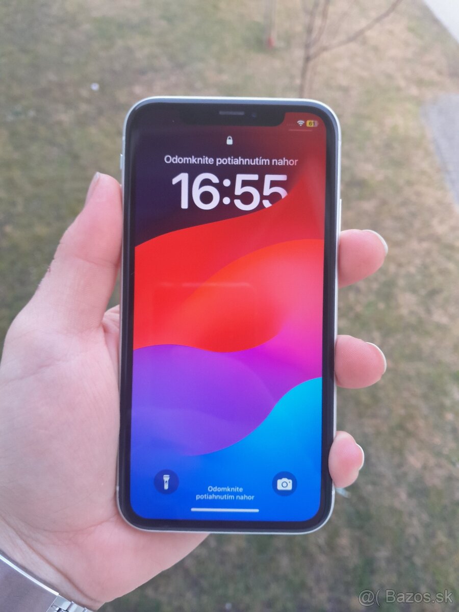 Iphone XR 100% batéria