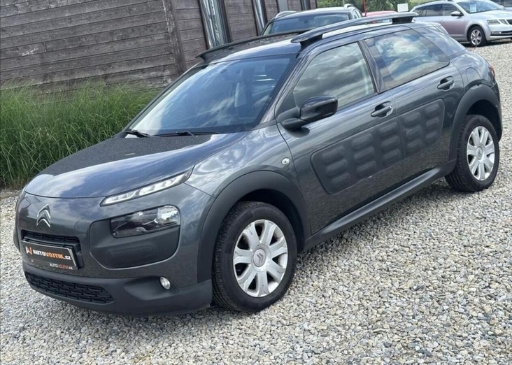 Citroën C4 1,6 BlueHDi 100 Feel nafta manuál 73 kw